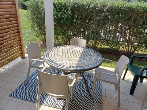 Le 501 F2 de plain-pied avec terrasse Apartment in Courseulles-sur-Mer