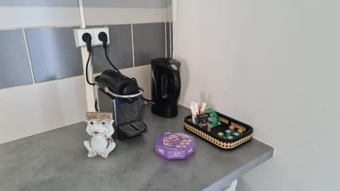 Coffee/tea facilities, Kitchen or kitchenette