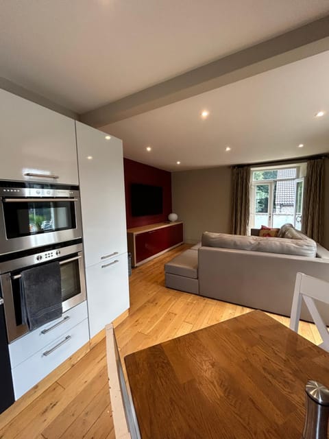 Luxury Apartment - Great Location Apartment in Sheffield