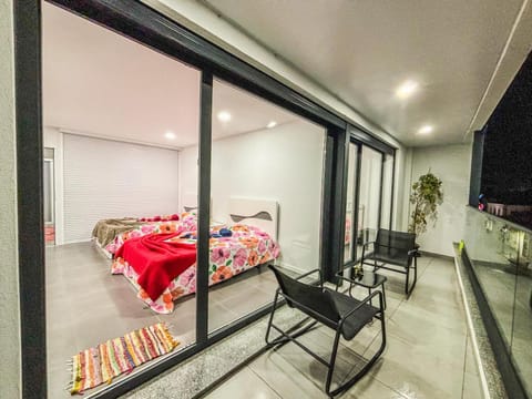 Bed, View (from property/room), Balcony/Terrace, Seating area, towels