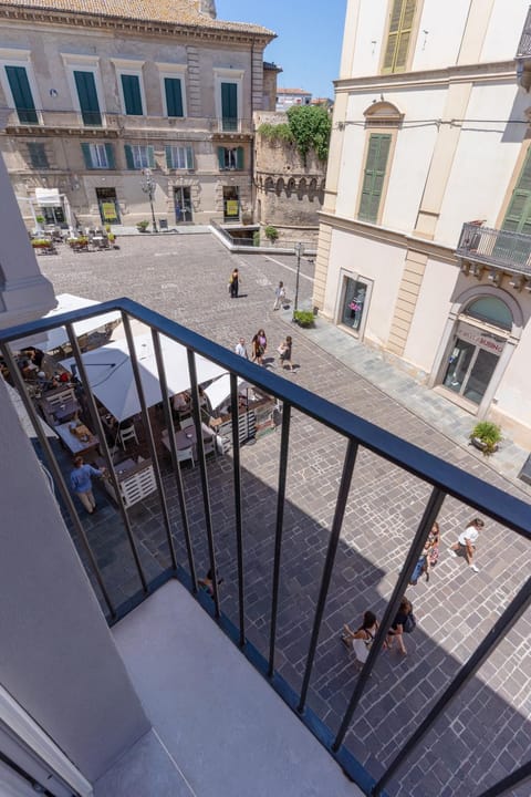 Property building, Balcony/Terrace