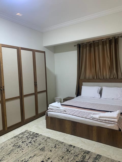 Bed, Bedroom, wardrobe