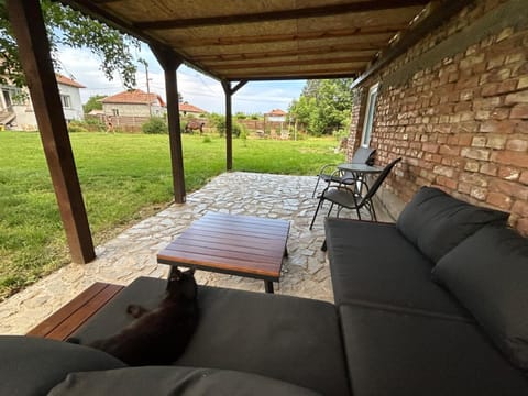 Patio, Balcony/Terrace, Seating area, Garden view