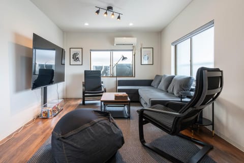 Communal lounge/ TV room, TV and multimedia, Living room