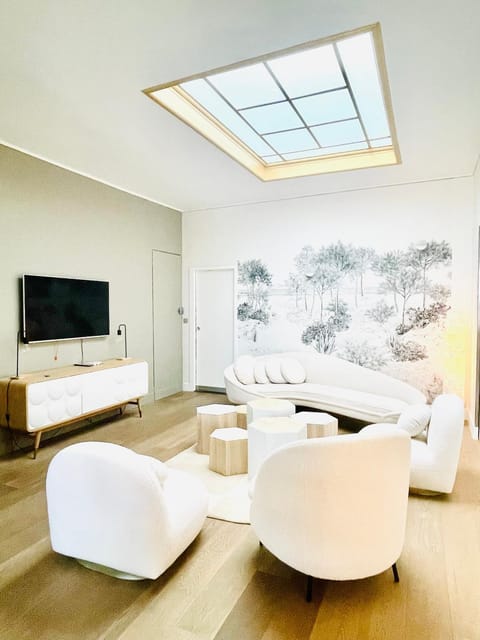 TV and multimedia, Living room, air conditioner