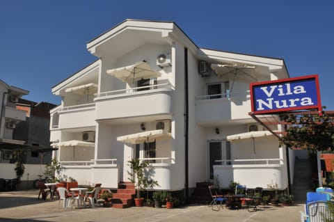 Property building, Day