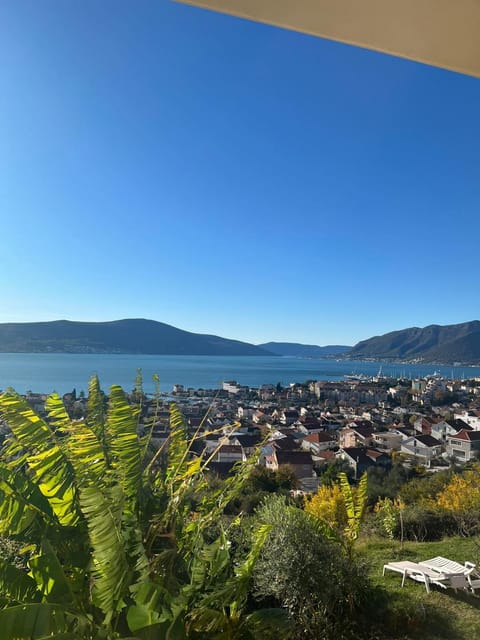 Holliday Tivat Bed and Breakfast in Kotor Municipality