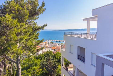 Apartments Maris Apartment in Brela