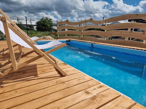 Day, Swimming pool, sunbed