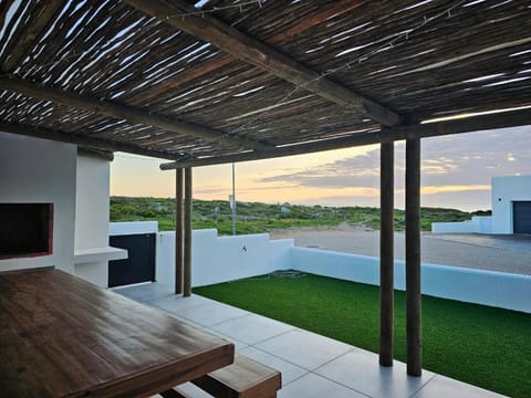 Patio, Balcony/Terrace