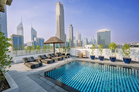 Balcony/Terrace, Pool view, Swimming pool, sunbed