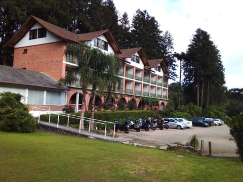 Property building, Day, Parking