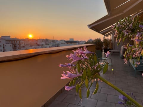 Property building, Balcony/Terrace, Balcony/Terrace, Sunset