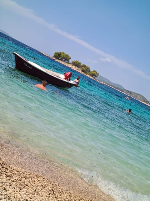 Apartments Folk Apartment in Šibenik-Knin County, Croatia