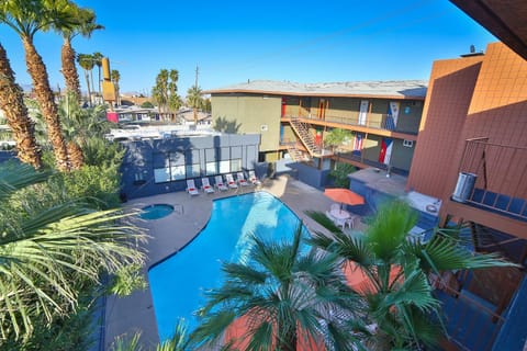 Pool view, Swimming pool