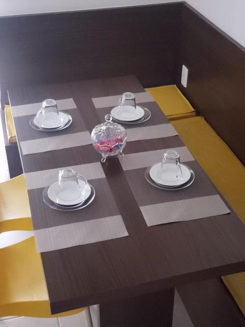 Coffee/tea facilities, Dining area