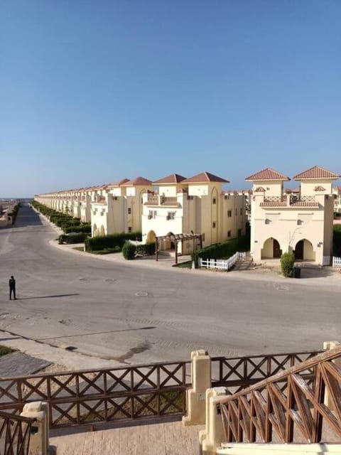 Neighbourhood, Natural landscape, Street view
