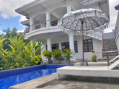 Merry's House canggu Vacation rental in North Kuta