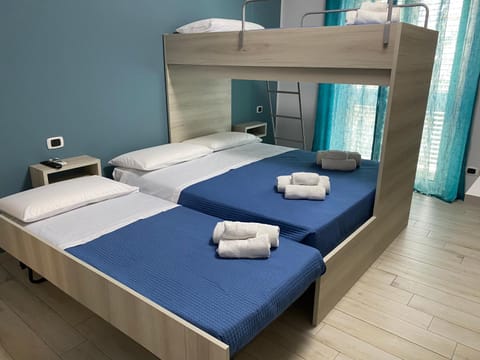 Bed, Photo of the whole room, towels