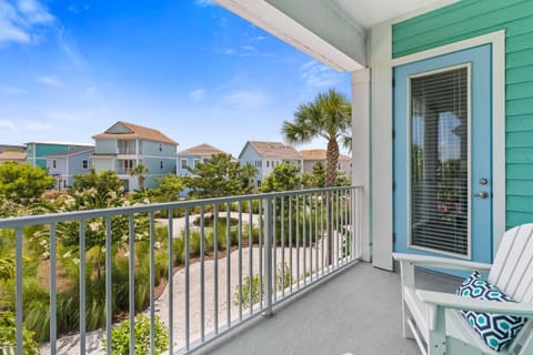 8000 Lost Shaker Lane House in Bay Lake