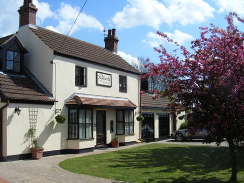 Day, On site, Garden view, Street view