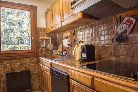 Charming Ski Apartment in Courchevel 1850 Apartment in Saint-Bon-Tarentaise