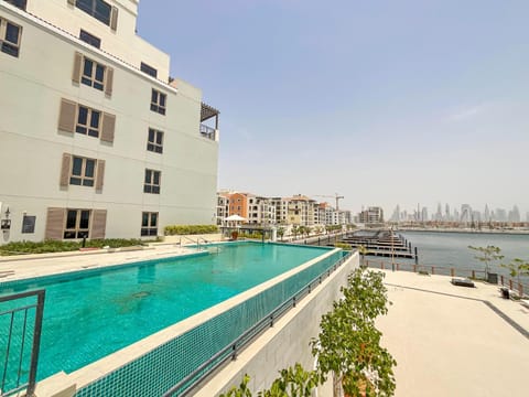 Property building, Swimming pool