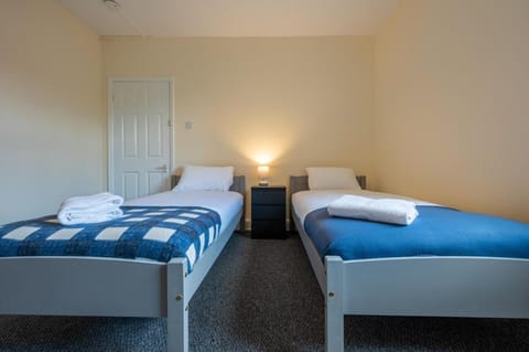 Maindee Parade by Tŷ SA Bed and Breakfast in Newport