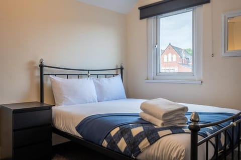 Maindee Parade by Tŷ SA Bed and Breakfast in Newport