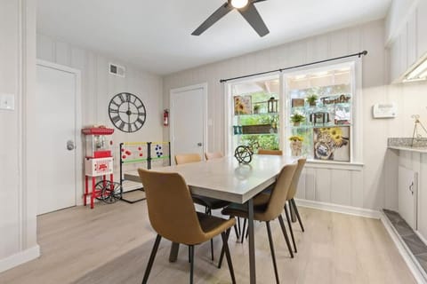 The Ranch 4-Bedrooms Large Yard & Patio House in Mobile