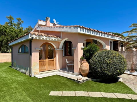 Property building, Garden, Garden view