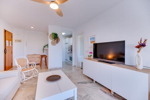 Kitchen or kitchenette, Seating area