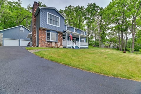 Lakefront Canandaigua Home with Dock and Kayak! House in Canandaigua Lake