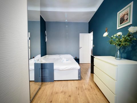 DIMORA DELLE CAMELIE - Acquario - GENOVABB IT Apartment in Genoa