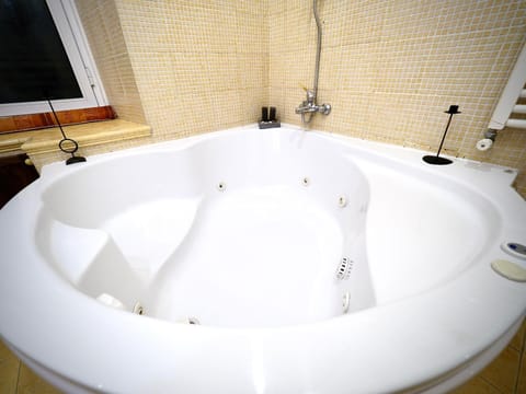 DIMORA DELLE CAMELIE - Acquario - GENOVABB IT Apartment in Genoa