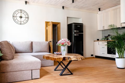 Kitchen or kitchenette, Living room, Seating area