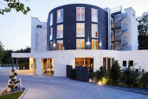 Property building, Facade/entrance