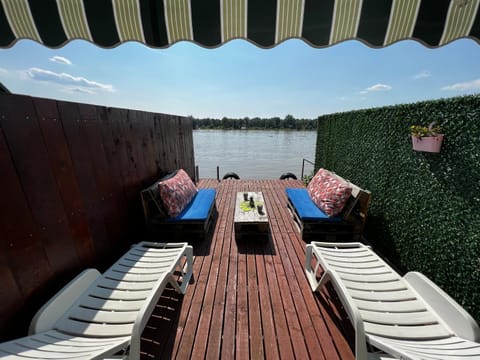 Splav na reci Savi Apartment in Belgrade