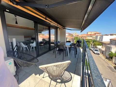 Patio, View (from property/room), Balcony/Terrace