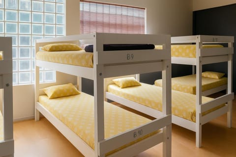 Bed, Bedroom, bunk bed