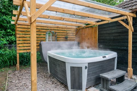 Natural landscape, Hot Tub