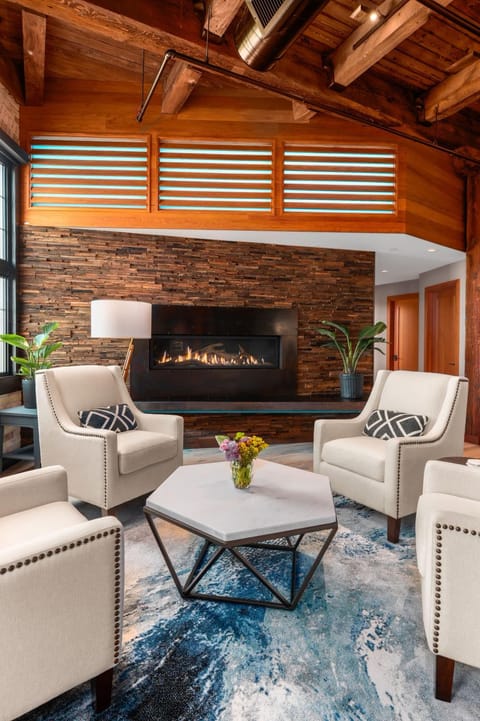 Living room, Lounge or bar, Other, fireplace, flat iron, VIP