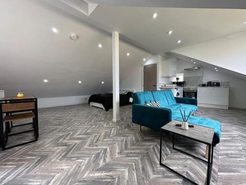 Brand New Penthouse Pad in Leeds Apartment in Leeds