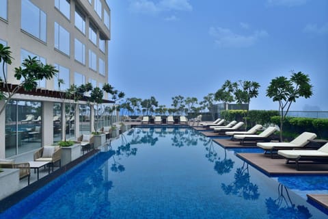 Swimming pool, Swimming pool
