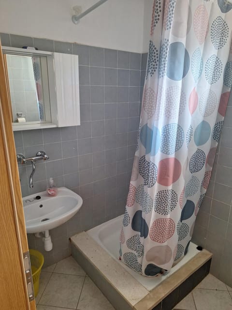 Branko Apartment in Baška Voda