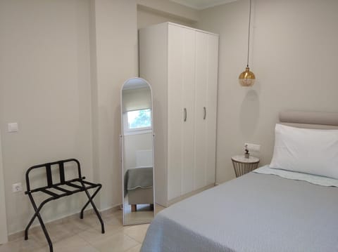 Bed, Bedroom, wardrobe