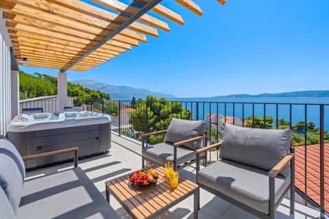BBQ facilities, Balcony/Terrace, Beach, Sea view