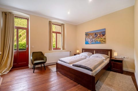 Property building, Living room, Bedroom