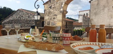 Continental breakfast