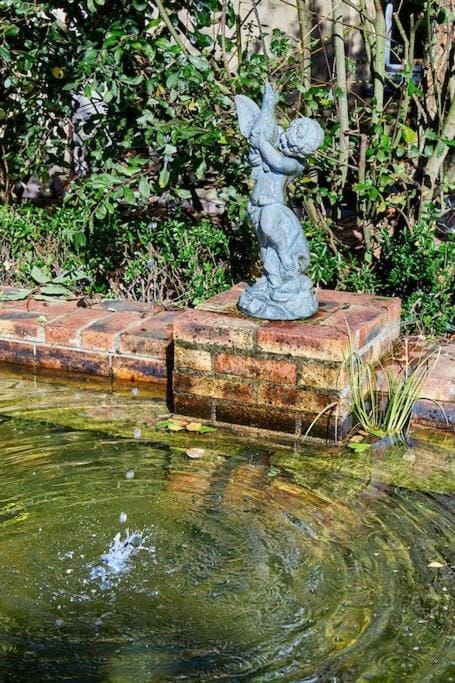 La première pierre House in Brittany